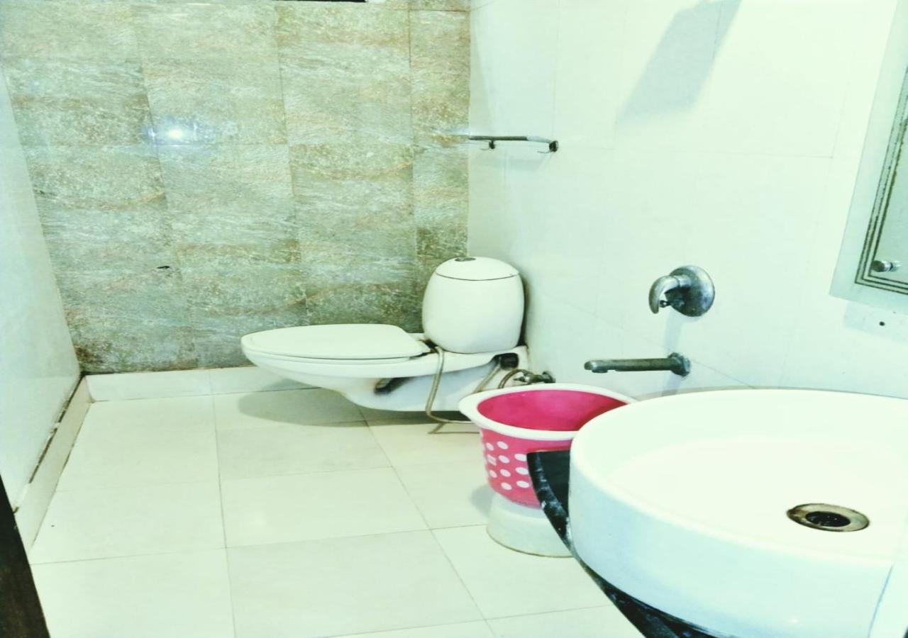 Ap Singh Hotels In Near New Delhi Railway Station Buitenkant foto
